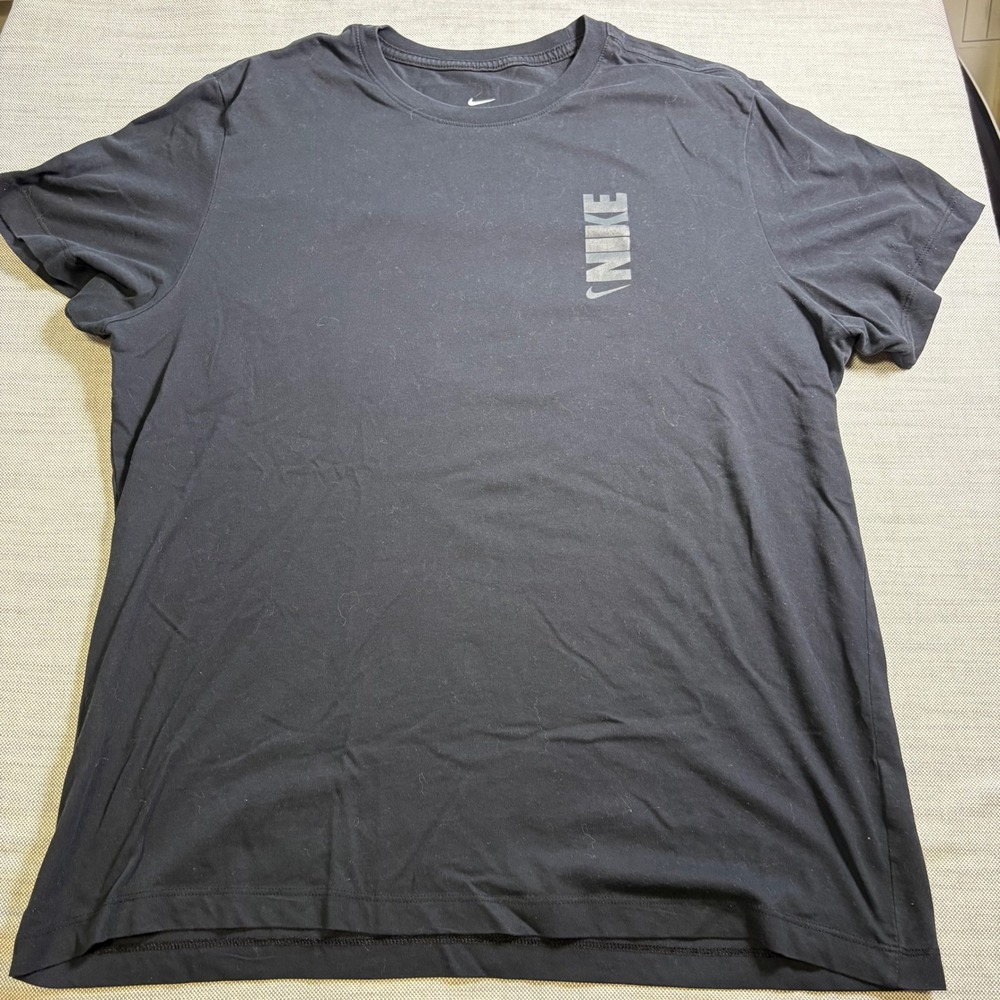 Nike, Dri-FIT Graphic T-Shirt, XL, Black, Athletic Gym Training, MSRP $35